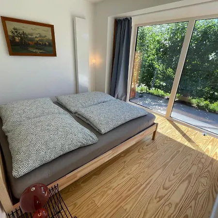 Aalglatt Am Deich, 250 M Zum